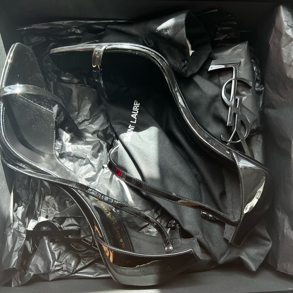 Saint Laurent Black Nappa Opyum
110mm Matte Ysl Sandals Size EU 39 - Picture 4 of 13